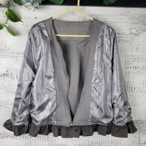 BLVD Gray Suede Ruffled Hem Moto Jacket Size Large Feminine Edgy Chic Outerwear - Picture 7 of 10